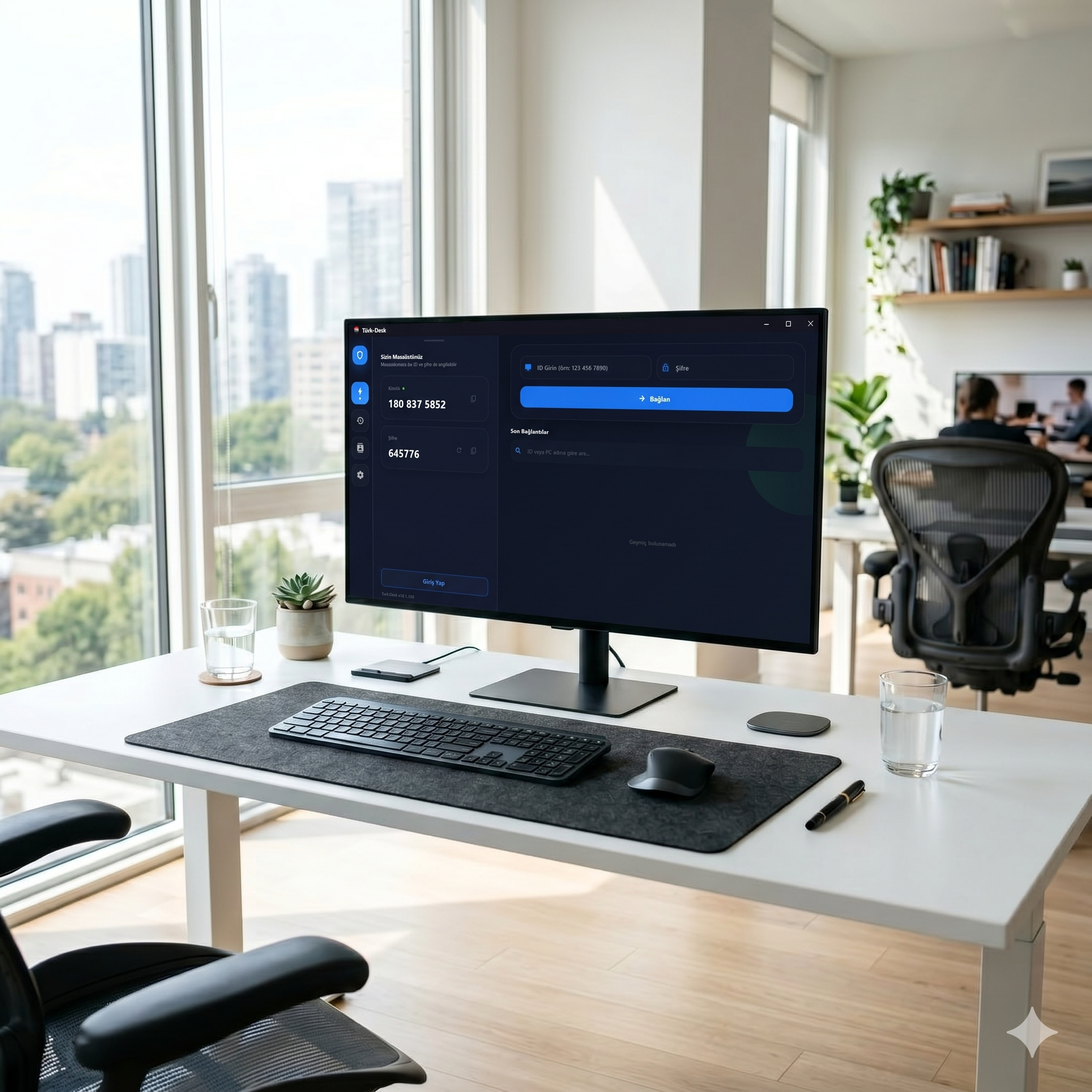 Akıllı çalışma masasında Türk-Desk görseli